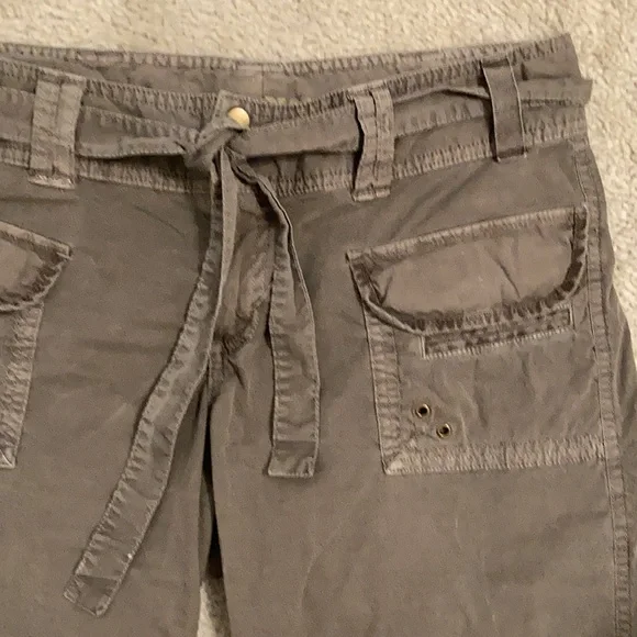 Old Navy Cargo Shorts - Picture 2 of 4